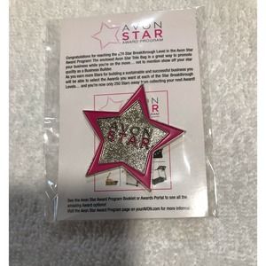 Avon  New‎ Star  Award Program Pin